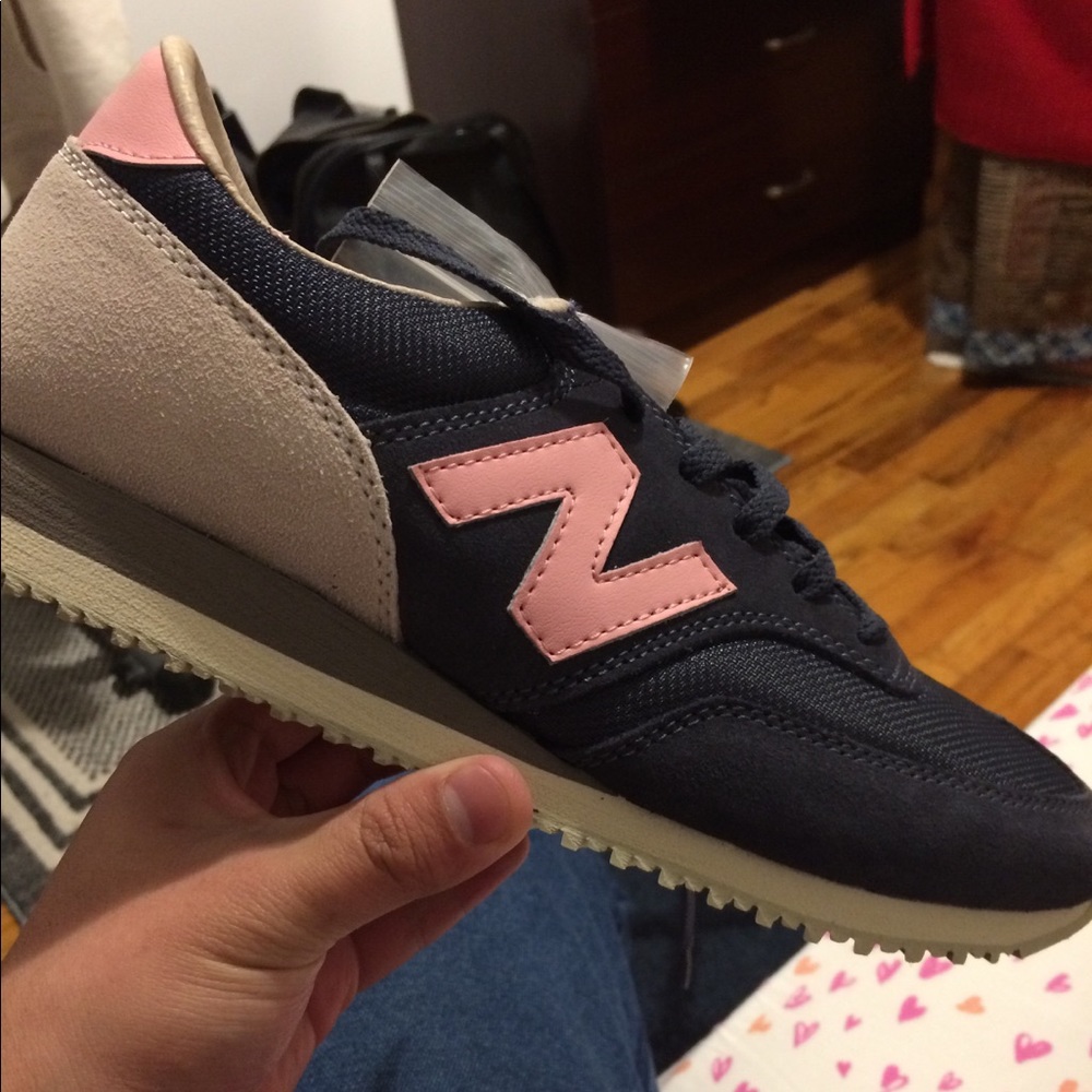 Women new balance 620 model shoe
